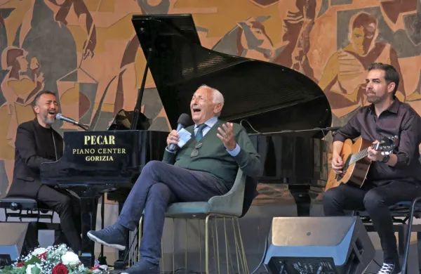 Mogol: &ldquo;Zdaj vas bom naučil, kako napisati pesem, popevko.&rdquo;