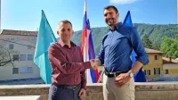 V.d. direktorja občinske uprave Mitja Taljat in župan Alen Červ.