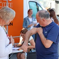 Dermatologi  poznajo vse oblike nenevarnih znamenj, pa   tudi 
oblike kožnega raka.