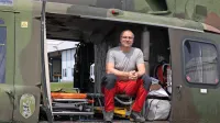 Uro&scaron; Lampič: &ldquo;Za pacienta ni pomembno, kak&scaron;ne barve helikopter pride&rdquo;