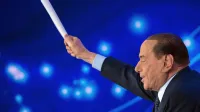 Silvio Berlusconi je danes izgubil bitko za življenje.