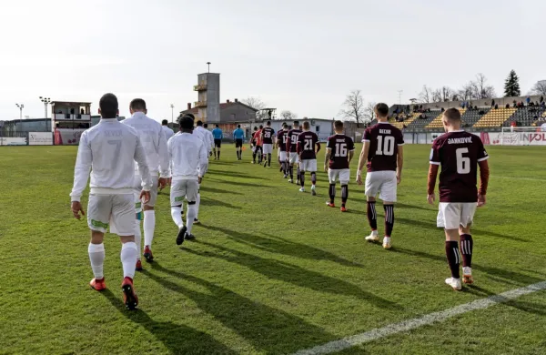 Sežanski stadion bo v prihodnji sezoni gostil drugoligaške tekme.