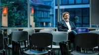 (INTERVJU) Tihomir Cipek: &ldquo;Ko vojno začnejo voditi vojaki, vojni ni konca&rdquo;