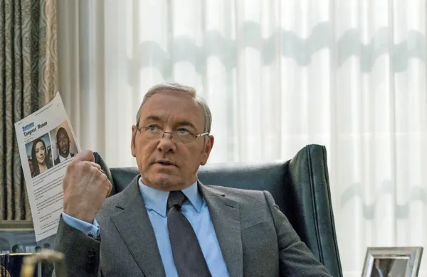 Kevin Spacey kot Frank Underwood v seriji Hiša iz kart.