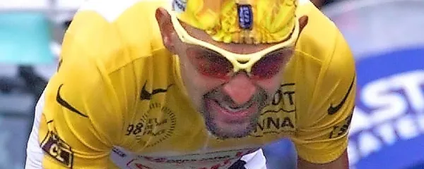 Marco Pantani je zadnji kolesar, ki je v isti  sezoni (1998) dobil tako 
Giro kot Tour.