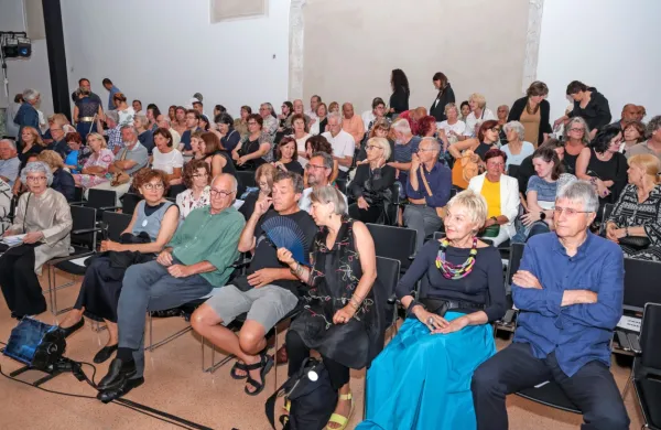 (FOTO) Penelopiada je v Koper privabila &scaron;tevilne ljubitelje gledali&scaron;ča