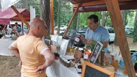 V Dutovljah so se minuli konec tedna že sedmo leto zapored zbrali 
ljubitelji in pridelovalci gina in brinjevca.

