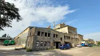 (SOLKAN) Hala na območju SIA: prej je &scaron;la v nos, zdaj so nekateri proti ru&scaron;enju