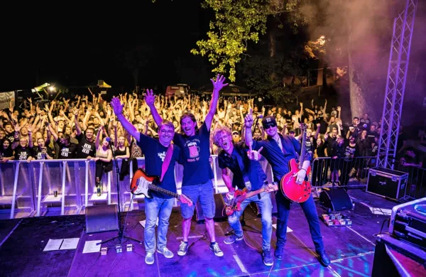 Ajdovska zasedba Big Bibls Brothers Band je s koncertom ob 
jubileju kluba navdušila tudi mlajšo generacijo.