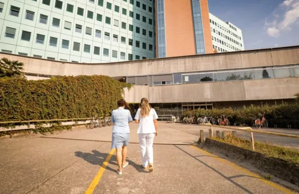 V šempetrski bolnišnici so že bili prisiljeni ob krčenju tudi 
združevati oddelke in bolniške postelje, ker jim akutno primanjkuje kadra za zdravstveno nego.