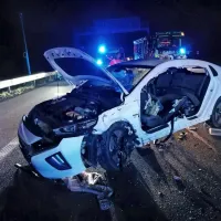 Nesreča pred predorom Kastelec: gasilci voznika re&scaron;ili iz avtomobila