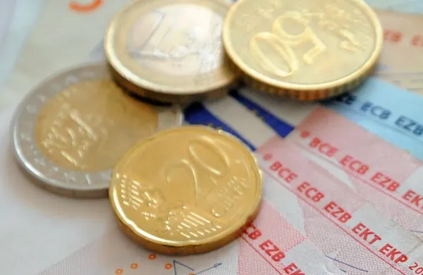Vzajemna želi razdeliti premoženje dopolnilnega zdravstvenega zavarovanja med zavarovance