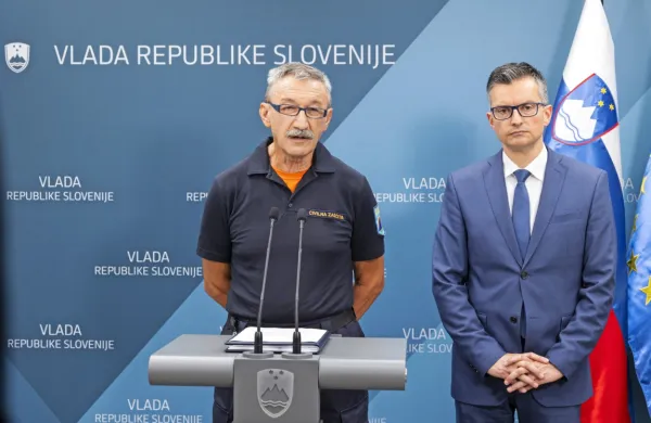 Pestro vremensko dogajanje je nato možno vse do sobote, je 
opozoril Šestan