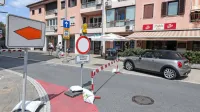 Na Vojkovem nabrežju bo do 30. julija veljala popolna zapora 
prometa, a stanovalci in dostavljalci imajo pravico, da zapeljejo po 
pločniku. 