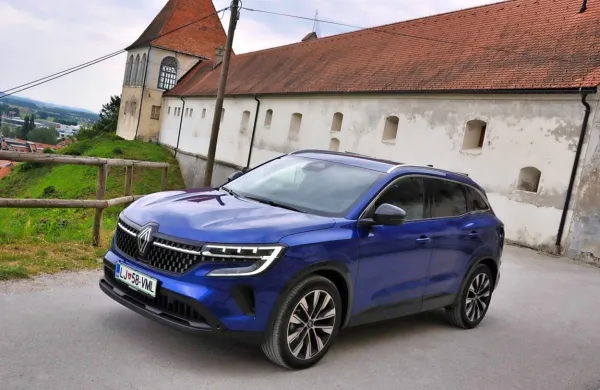 Renault je pripravil novo generacijo SUV in dodal svoje orožje na 
tega, kar danes kupujejo družine.
