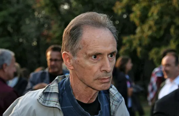 Leta 2012 je na mednarodnem literarnem festivalu Vilenica David 
Albahari prejel nagrado vilenica.