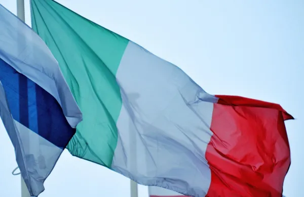  Italija se namerava  umakniti iz investicijske pobude Kitajske,  
imenovane nova svilna pot.