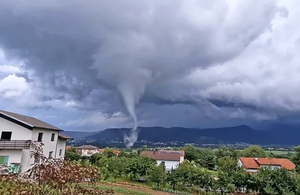 Bistričane je nekaj po 20. uri presenetil tornado.