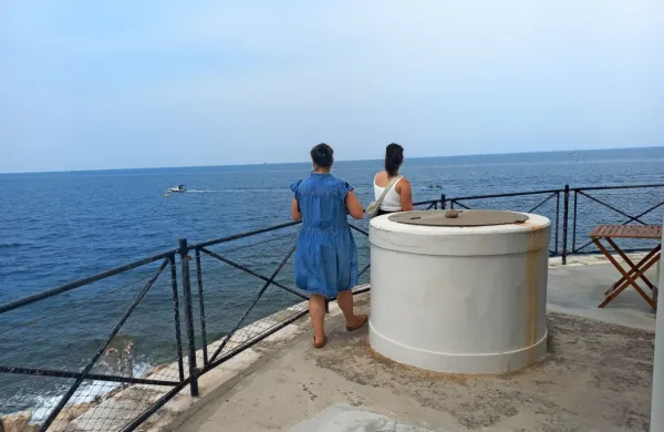 Nekoč ga je uporabljal svetilničar z družino, danes pa je vodnjak 
na Svetilniku turistična znamenitost. 