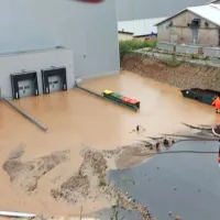 V Spodnji Kanomlji je zalilo gospodarski objekt.