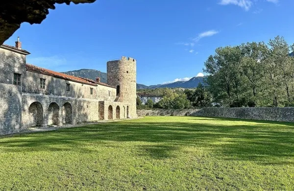 Pred tremi leti so na stolpu 8 izvedli vzdrževalna dela, zdaj ga bodo  s pomočjo denarja države  in EU dodatno uredili in dodali  nove vsebine. 