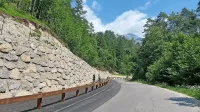 Kolesarska steza do Čezsoče, ki so jo začeli graditi avgusta lani, je 
končana. 