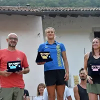 Figurativni skoki (z leve proti desni)  srebro Aleš Karničnik, zlato 
Nelli Chnkanivska, bron Laura Rose Dauffenbach

