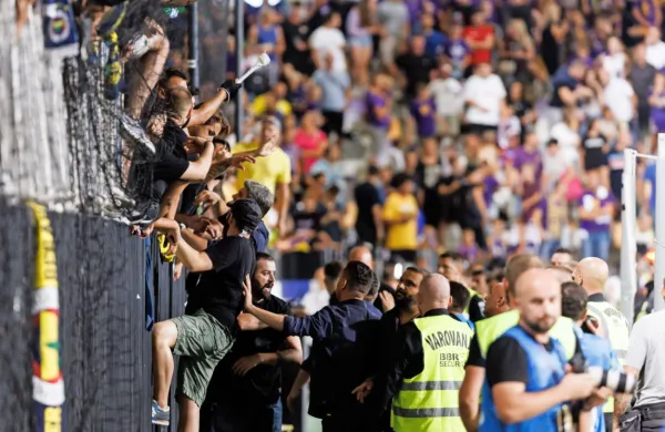 Po dogodkih v Ljudskem vrtu bo tur&scaron;ka zasedba brez domačih navijačev na tribunah