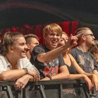 Nočna izmena se je tudi tokrat izkazala za edinstven žur vseh 
generacij.