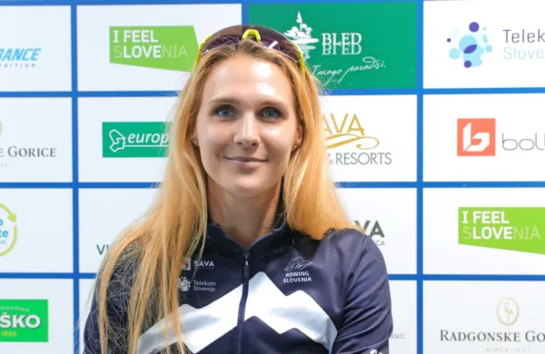 Nina Kostanjšek