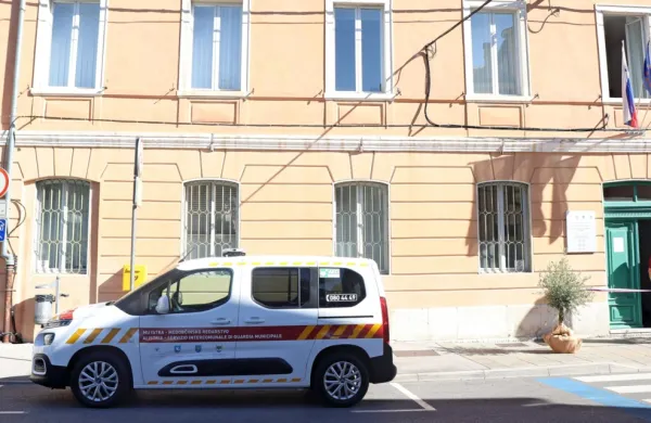 V Medobčinskem redarstvu iščejo osem občinskih redarjev pripravnikov.