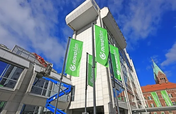 



V Novi KBM in Unicredit banki zaračunavajo najvišje obrestne 
mere za dovoljene in nedovoljene prekoračitve stanj na osebnih 
računih.