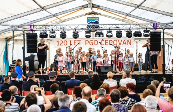 Da čepovanski gasilci dihajo z vasjo in vsa vas z njimi, je bilo videti 
tudi na praznovanju. 