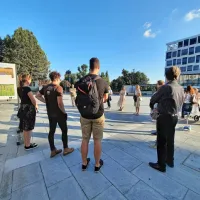 Razstava Semena za življenje v Postojni: Prikaz raznolikosti in pomena slovenskih travnikov