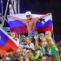 (FOTO) Janja Garnbret odnesla zmago na koprski Bonifiki