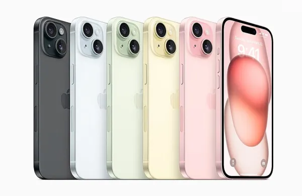 Ameriški tehnološki velikan Apple je na tradicionalni jesenski 
predstavitvi novosti v kalifornijskem Cupertinu predstavil novo 
različice pametnih telefonov iPhone, ki bodo na voljo od konca 
meseca. 