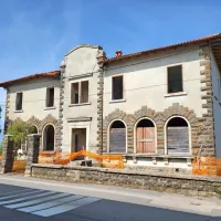 Stara šola iz leta 1932 v Borštu