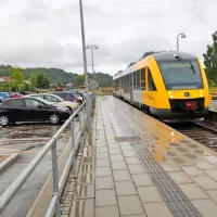Za zmanjšanje težav v cestnem prometu so potrebna velika 
vlaganja v obnovo in nadgradnjo železniške infrastrukture.