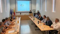 Predstavnike primorskih živilskih podjetij in njihove goste je 
uvodoma nagovorila neformalna častna predsednica združenja Po 
Primorsko Anka Miklavič Lipušček.  