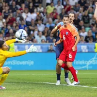 V Stožicah na dobrodelni nogometni tekmi zbrali 3,5 milijona evrov za žrtve poplav (FOTO)
