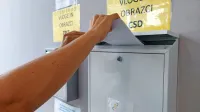 Odvetnica Novogoričana je vložila kazensko ovadbo zoper CSD, kjer naj bi 
uslužbenka znanki nezakonito dodelila  otroške dodatke in štipendijo. 