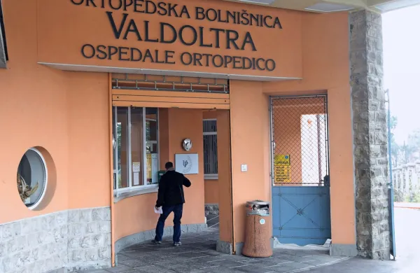 Na višjem sodišču v Ljubljani je potekala obravnava pritožbe na 
sodbo okrožnega sodišča, ki je vodjo lekarne v bolnišnici Valdoltra 
Natašo Faganeli spoznalo za krivo nedovoljenega sprejemanja 
daril, podjetje Advanta pa nedovoljenega dajanja daril. 