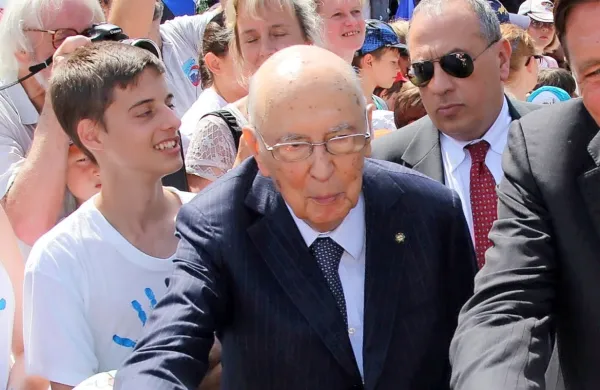 Umrl je nekdanji italijanski predsednik Giorgio Napolitano
