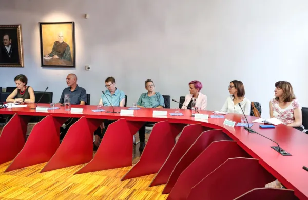 Konservator pomaga ohranjati, kar je dragoceno