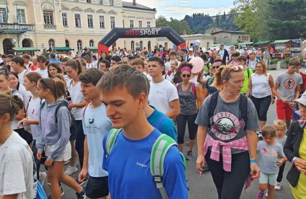 Tekli in hodili so za upanje (FOTO)