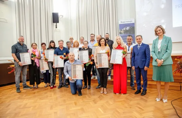 Kar 60 priznanj za novogori&scaron;ke obrtnike in podjetnike