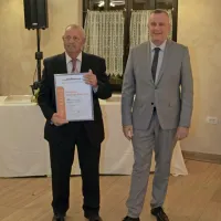 Josip Šćulac in predsednik OOZ Koper Sergej Pinter 