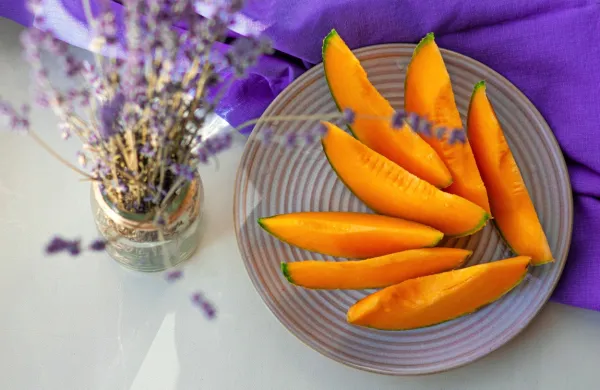 

 Melona je odličen diuretik, prav tako pomaga pri zaprtju.