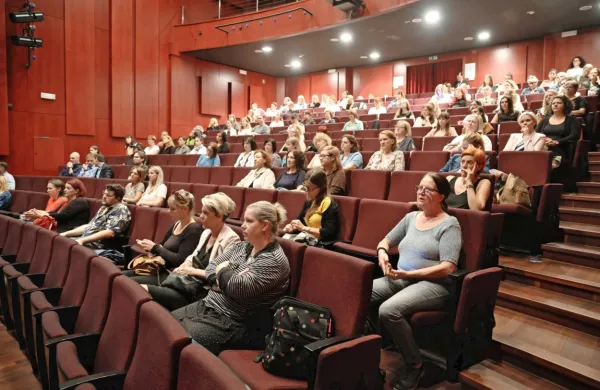 (FOTO)Kulturni bazar 2023: bo Koper dobil gledali&scaron;če za otroke?