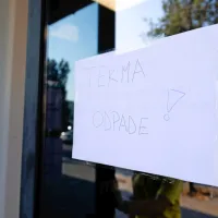 Tak je bil napis je na prostorih stadiona Bonifika  26. avgusta 
letos.